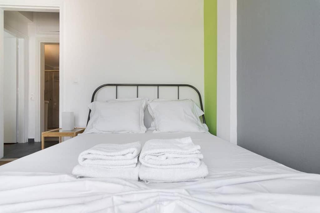 Апартаменти Sunlit 2Br Oasis In Metaxourghio 3Min From Metro Афіни Екстер'єр фото